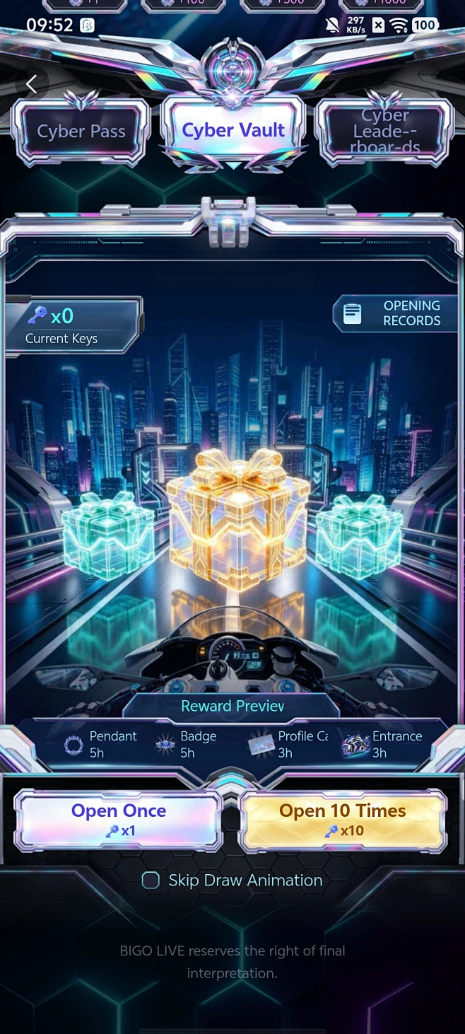 BIGO LIVE Cyber Vault 宝箱界面，展示钥匙数量、奖励预览和单次及十连开箱按钮